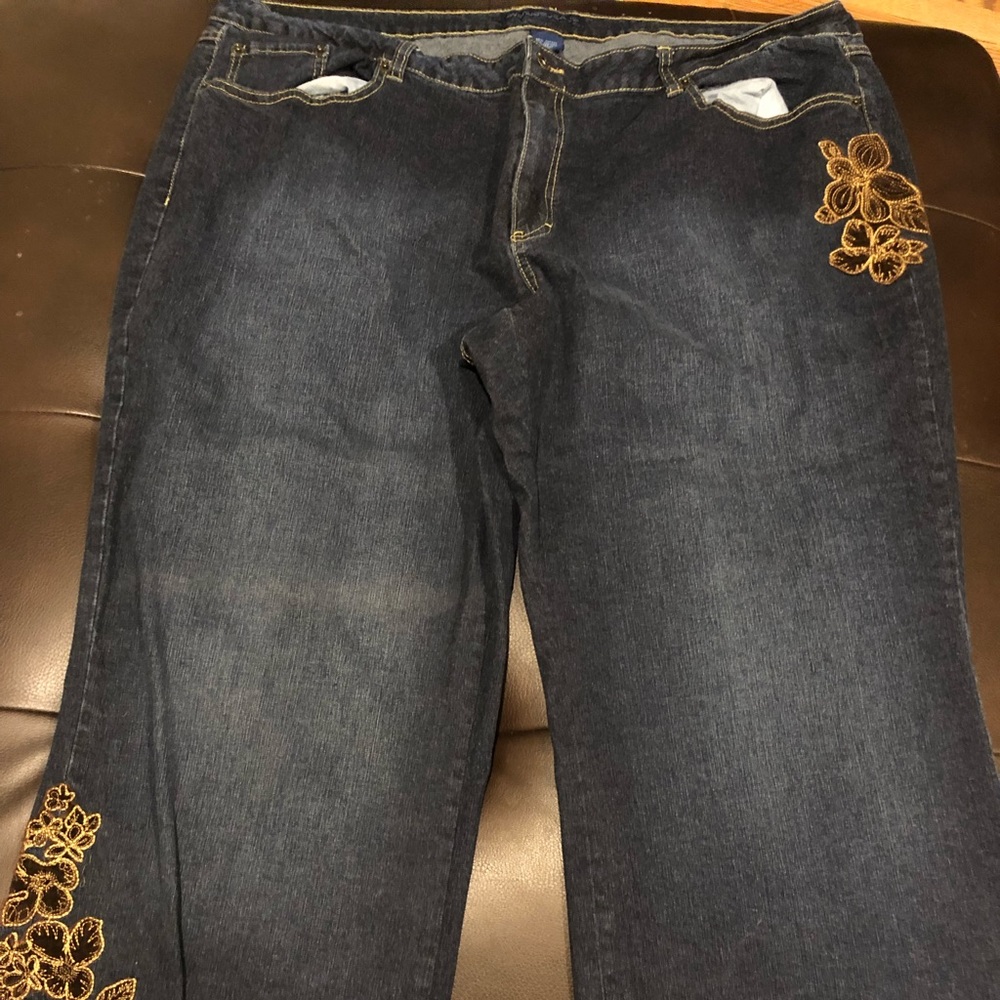 Embroidered Avenue Jeans